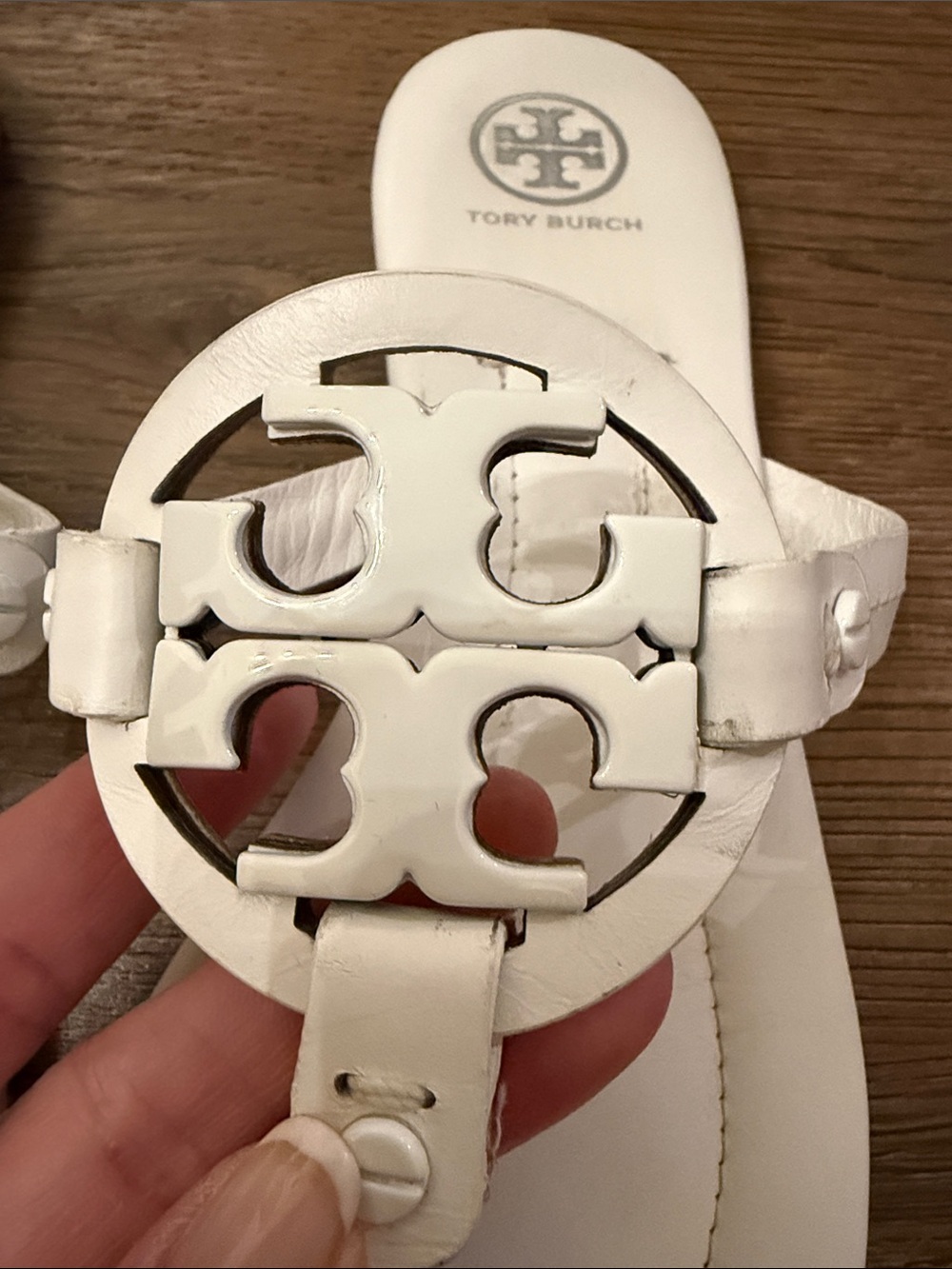 Tory Burch White Miller Logo Thong Sandals Size 7.5 - Picture 4 of 11